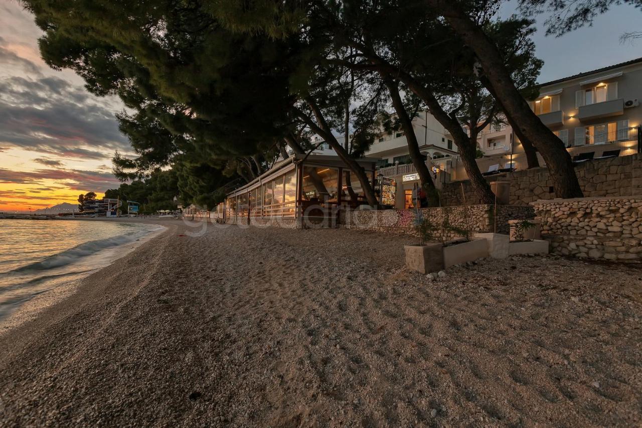 Beachfront Deluxe B&B Makarska Exterior foto